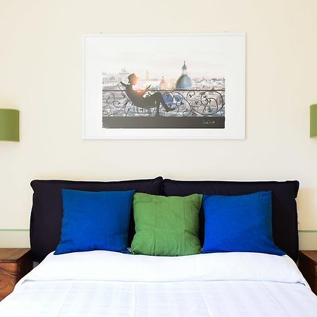 רומא Bright And Comfy 3 Bedroom Apt In Monti מראה חיצוני תמונה