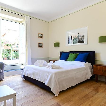 רומא Bright And Comfy 3 Bedroom Apt In Monti מראה חיצוני תמונה