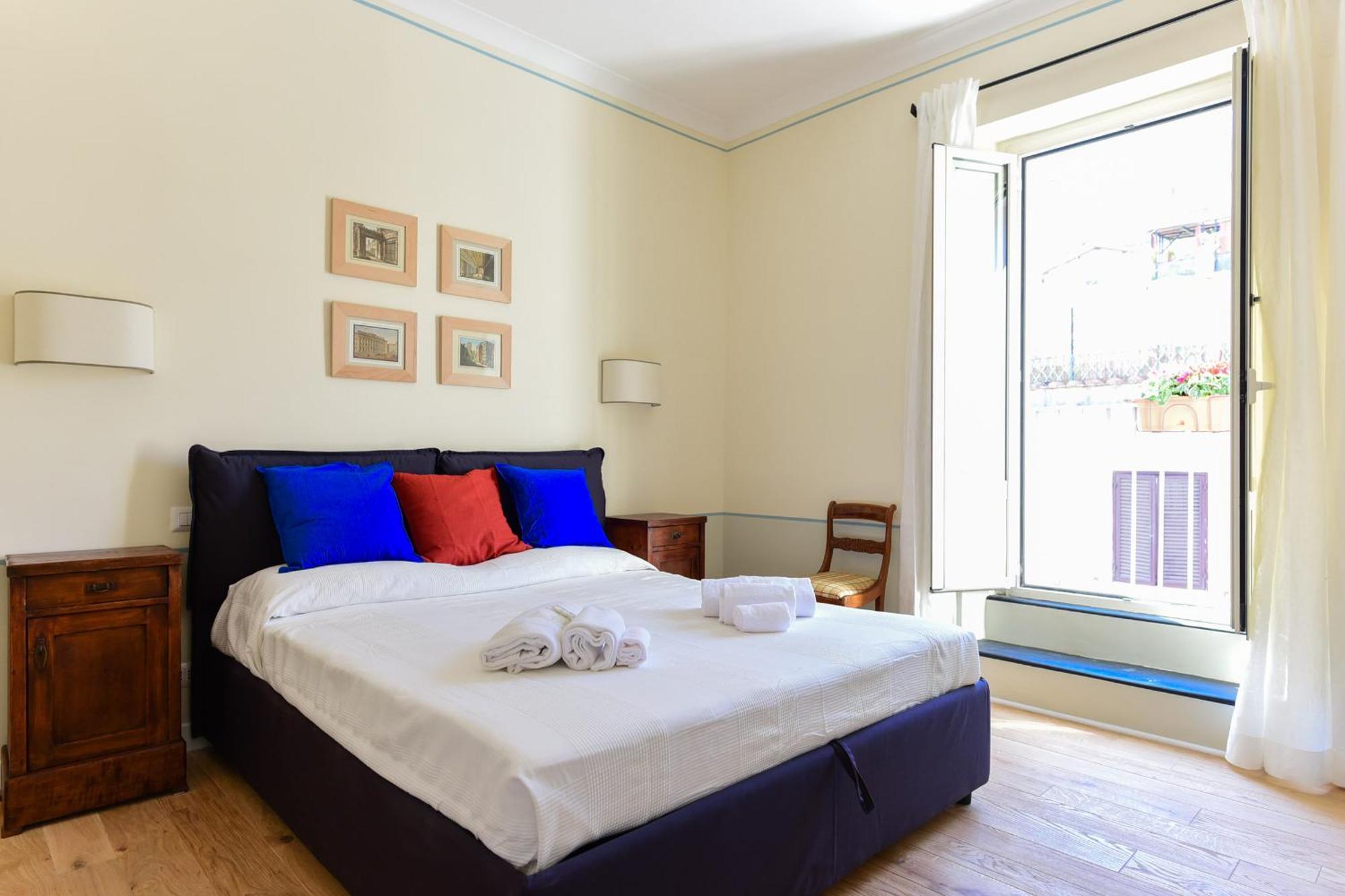רומא Bright And Comfy 3 Bedroom Apt In Monti מראה חיצוני תמונה