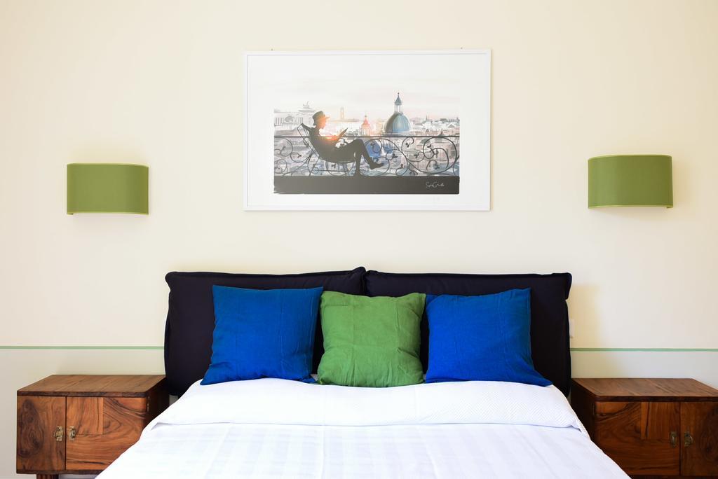 רומא Bright And Comfy 3 Bedroom Apt In Monti מראה חיצוני תמונה