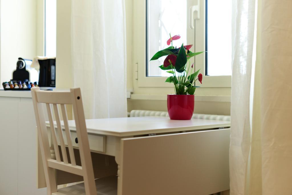 רומא Bright And Comfy 3 Bedroom Apt In Monti מראה חיצוני תמונה