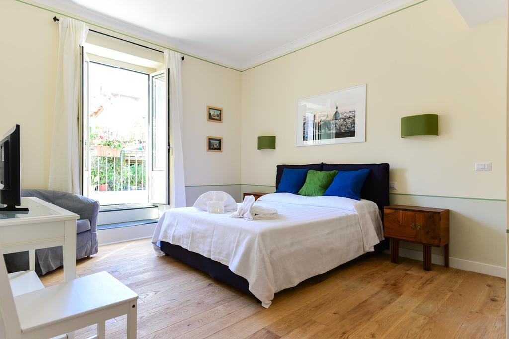 רומא Bright And Comfy 3 Bedroom Apt In Monti מראה חיצוני תמונה