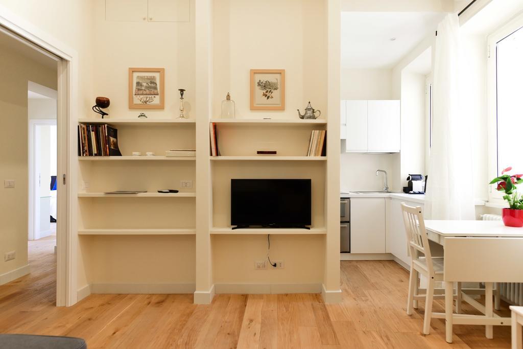 רומא Bright And Comfy 3 Bedroom Apt In Monti מראה חיצוני תמונה